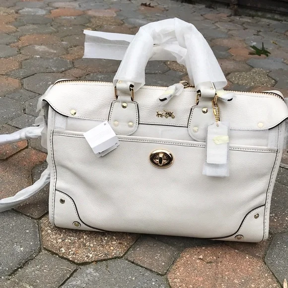 NWT Coach Chalk Rhyder Satchel With Shoulder Strap
& Dust Bag. - Picture 1 of 14